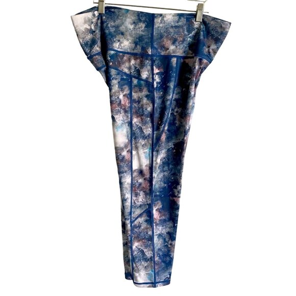 Brisas Women's Abstract Print Activewear Capris Leggings Pants Women's 1X NEW - Picture 4 of 5